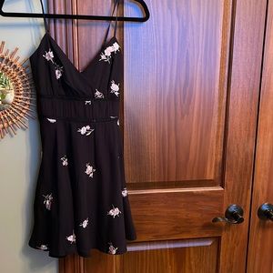 Francesca’s Embroidered Floral Dress Size XXS